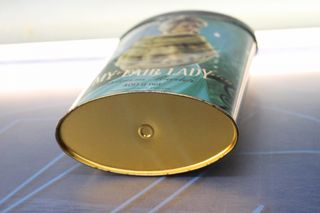 Polvos de Talco Cussons My Fair Lady. Bote metálico.