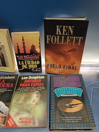 10 novelas, Libros, espionaje, policíaca, homicidios, diferentes autores