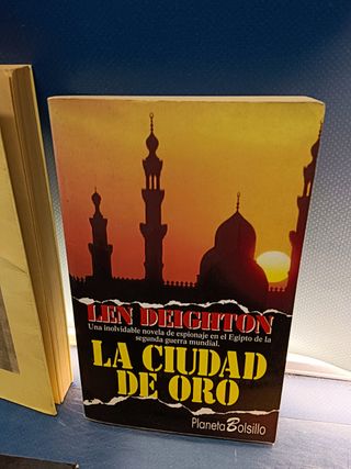 10 novelas, Libros, espionaje, policíaca, homicidios, diferentes autores