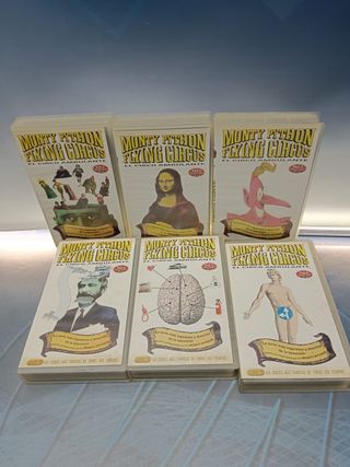 Monty Python flying circus . VOSE. 6 cintas VHS vol 1 al 6