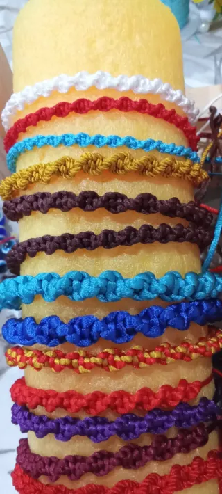 Pulseras Macramé Hechas a Mano
