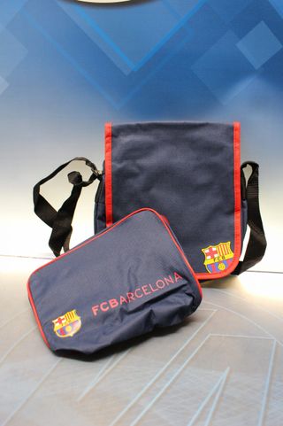 Bandolera y neceser de FCB. Barça, Barcelona. Nuevos, sin uso.