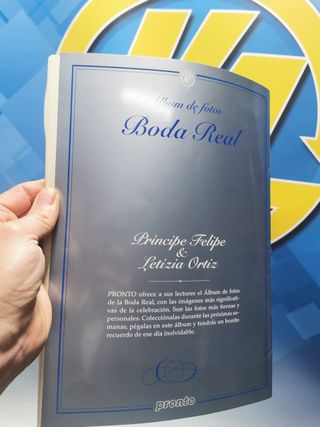 COLECCIONISMO ÁLBUM DE FOTOS BODA REAL FELIPE Y LETIZIA . PRONTO . COMPLETO perfecto estado