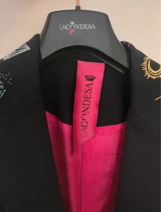 Chaqueta La Condesa Negra con Estampado