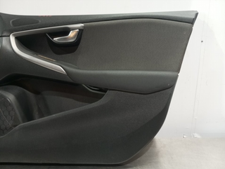 GUARNECIDO PUERTA DELANTERA DERECHA VOLVO V40 CRO