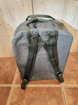 2 Zaini Fjallraven Kanken 16L + nero 20L