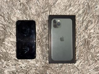 iPhone 11 Pro 64 GB Verde Oscuro