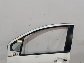 PUERTA DELANTERA IZQUIERDA TOYOTA YARIS (KSP1/NLP