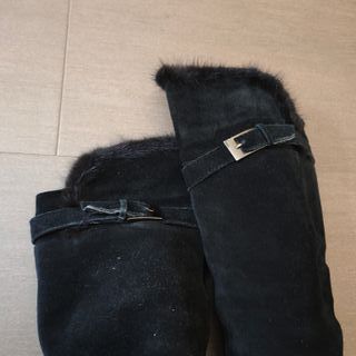 Botas altas planas ante negro pelo talla 38