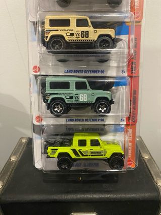 Lote Jeep e Land Rover + Suporte