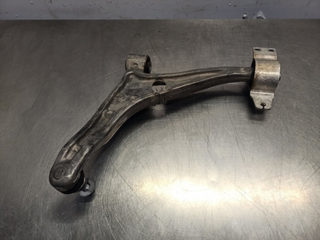 BRAZO SUSPENSION INFERIOR DELANTERO DERECHO MERCE