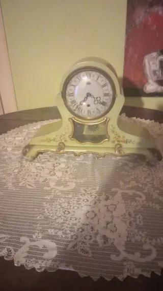 Mesa redonda madera abatible 150 años