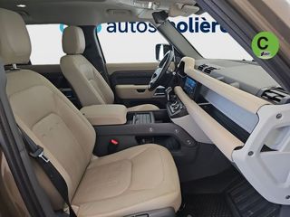 Land-Rover Defender 110 D240 S 4WD Auto 177 kW (240 CV)