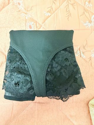 Faja Tanga Moldeadora Encaje Negro