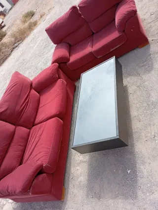 Sofá 3+2 plazas rojo y marrón