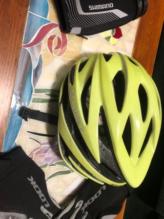 Casco Giro Amarillo