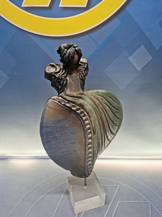 Figura decorativa, ceramica, 45x18 cm.