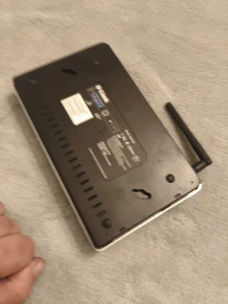 Router WiFi D-Link DIR-615 con fuente original