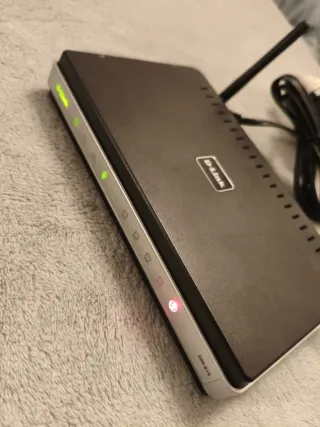 Router WiFi D-Link DIR-615 con fuente original