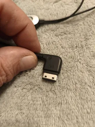 Auriculares Samsung retro con micro (20-pin)