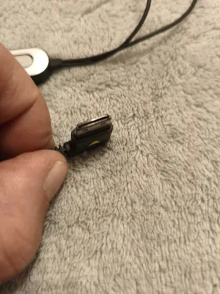 Auriculares Samsung retro con micro (20-pin)