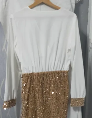 Vestido fiesta lentejuelas blanco y dorado