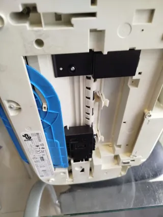 Impresora HP 3 en 1 Azul y Blanca