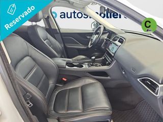 Jaguar F-Pace 2.0L i4D R-Sport AWD 132 kW (180 CV)