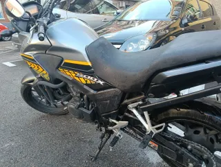 Honda CB 500 X - Moto Aventura