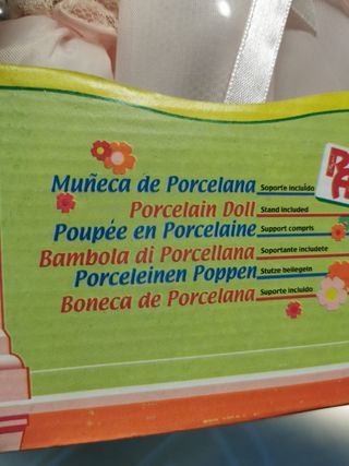 Muñeca de porcelana, 35 cm. sin uso