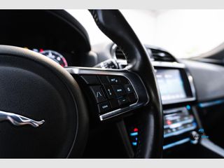 Jaguar F-Pace 2.0L i4D 177kW Portfolio AWD Auto