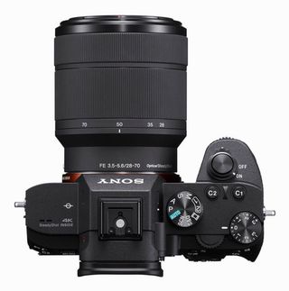 Objetivo Sony FE 3.5-5.6/28-70 OSS