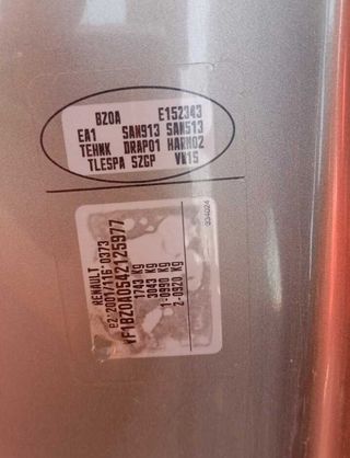 Renault 476258 refuerzo paragolpes del megane iii