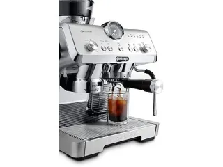 Cafetera DeLonghi EC9555.M La Specialista