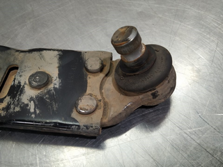 BRAZO SUSPENSION DELANTERO DERECHO FORD TRANSIT C