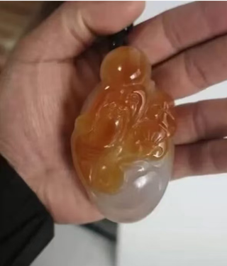 Colgante de Jade Budista Naranja y Blanco