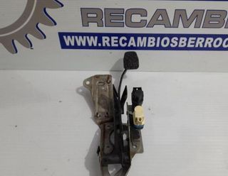 Pedal embrague mazda ke4041300 3 berlina bk 108672