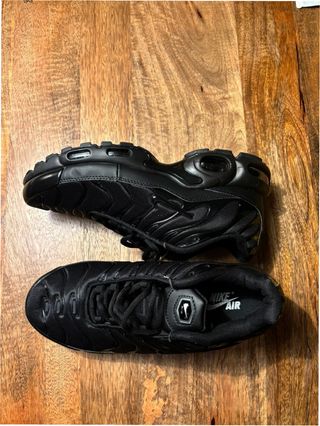 Nike TN Air Max Plus Talla 40 Negro