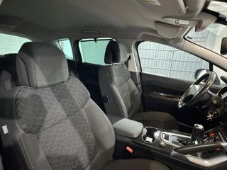 PEUGEOT 3008 Style 1.6 BlueHDi 120 EAT6