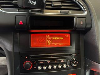 PEUGEOT 3008 Style 1.6 BlueHDi 120 EAT6