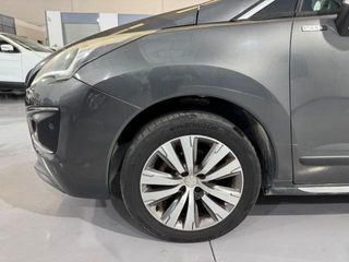 PEUGEOT 3008 Style 1.6 BlueHDi 120 EAT6