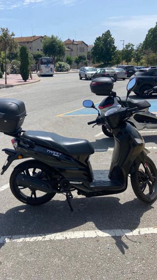 Peugeot Tweet 49cc 2020 Scooter