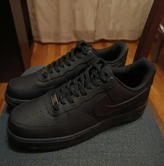 Nike Air Force 1 Negras