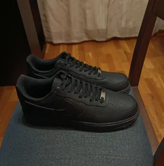 Nike Air Force 1 Negras