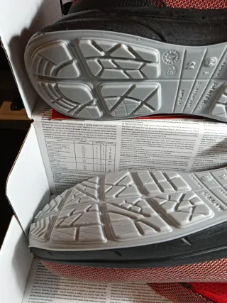 Botas de seguridad PANTER nuevas