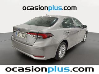 Toyota Corolla 1.8 125 Híbrido Active Tech E-CVT Sedán 90 kW (122 CV)
