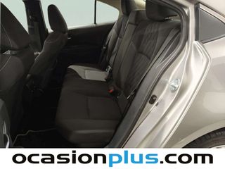 Toyota Corolla 1.8 125 Híbrido Active Tech E-CVT Sedán 90 kW (122 CV)