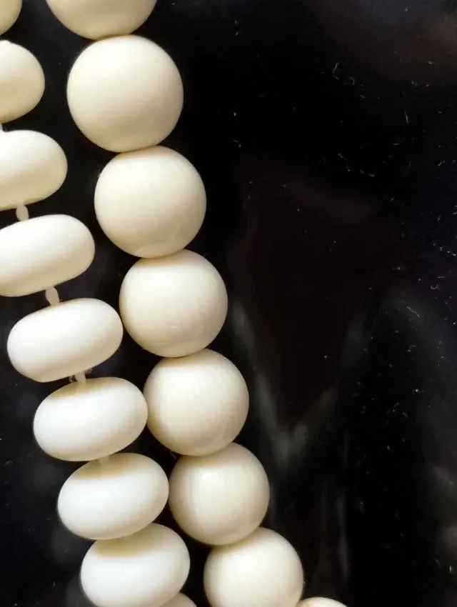 Set 2 collane simil avorio