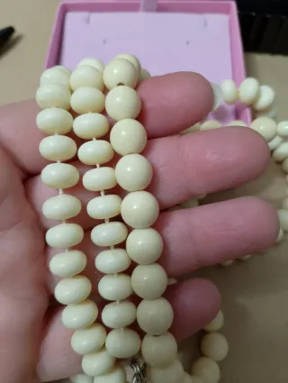 Set 2 collane simil avorio