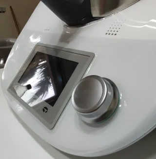 Bimby TM5 con accessori e ricettario Ottimo stato